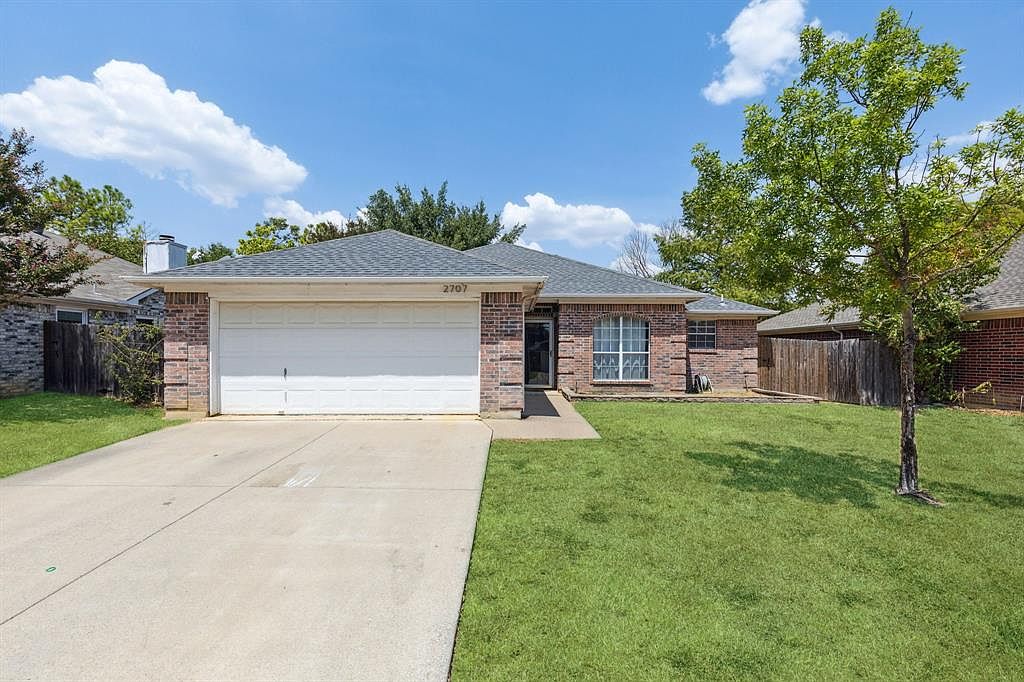 2707 Yorkfield Ct, Arlington, TX 76001 Zillow
