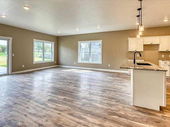 5th image of W7674 Castle Mound ROAD