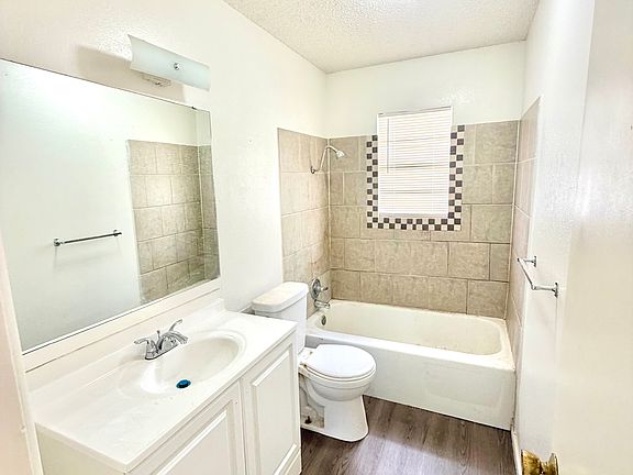 4th image of 280 N 22nd St Unit A