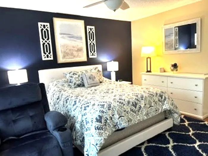 606 Safe Harbor Cir — Photo 9