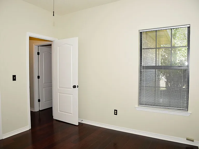 116 Baywind Dr — Photo 30