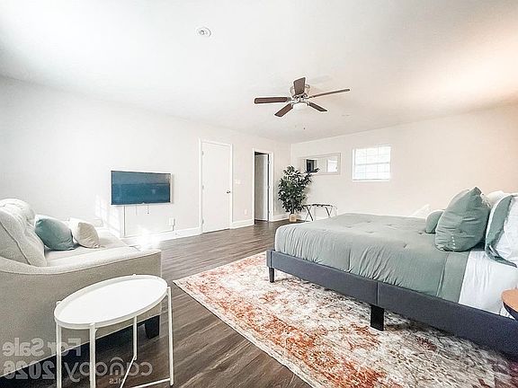 5th image of 9413 Olivia Ln #1