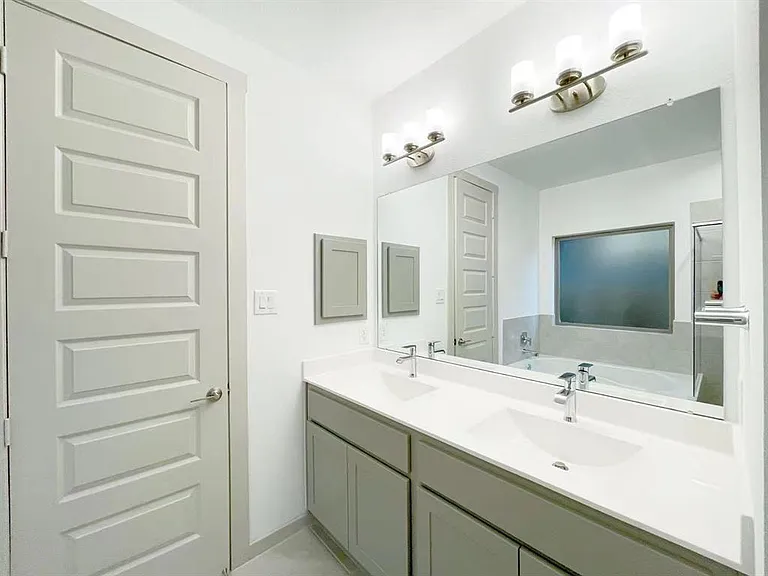 28303 Hazel Trl — Photo 7