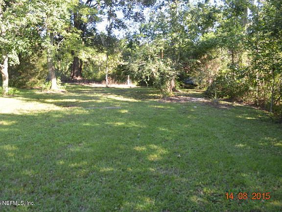 3rd image of 7096 Park City Dr