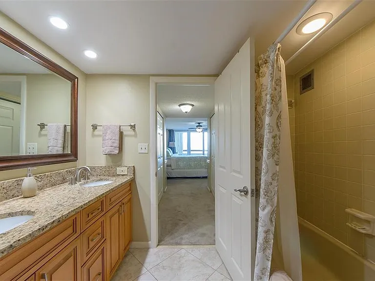 1460 Gulf Blvd #1105 — Photo 18