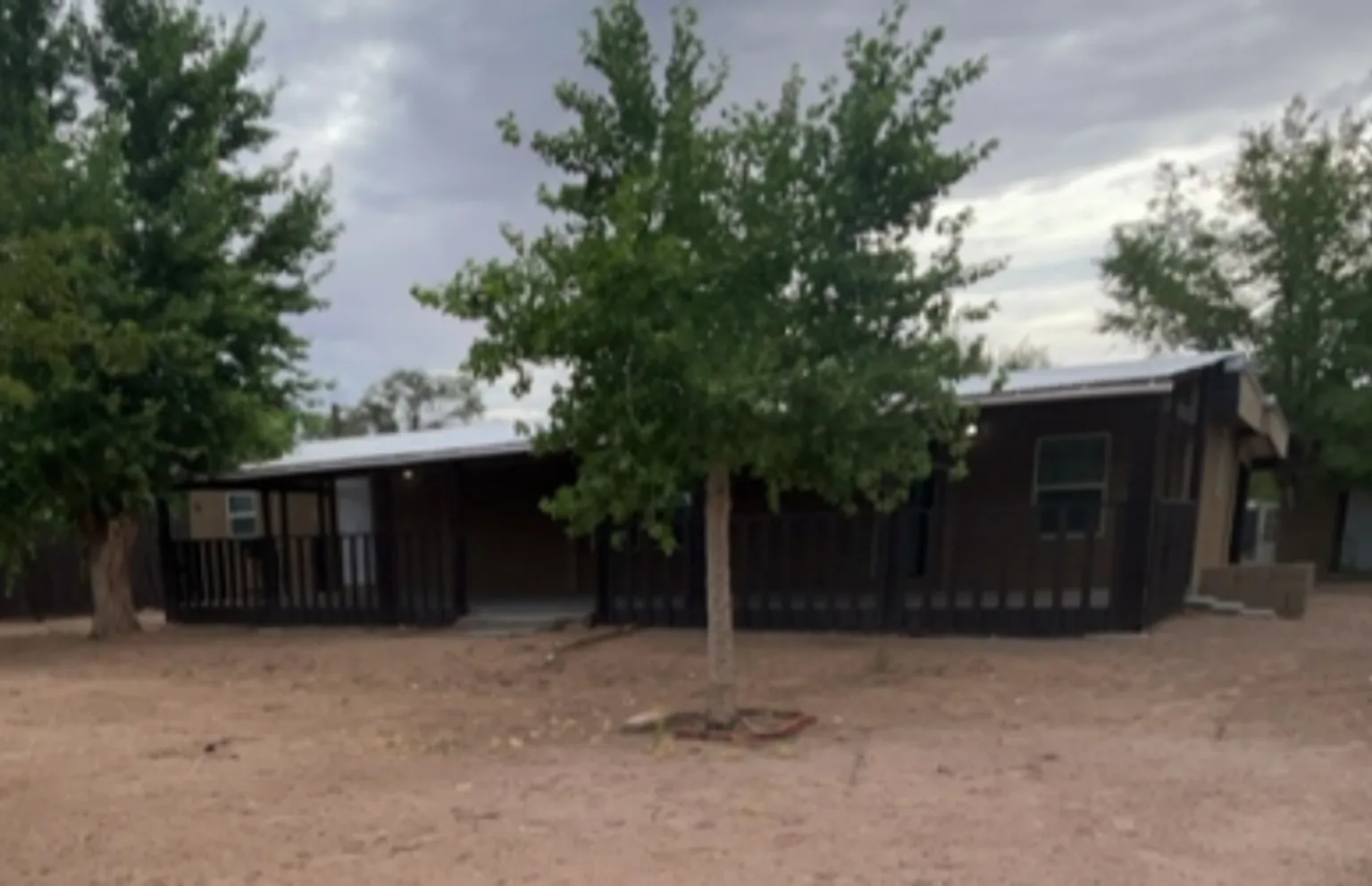 2-bedroom, 1-bathroom home located in the city of Los Lunas — Photo 1