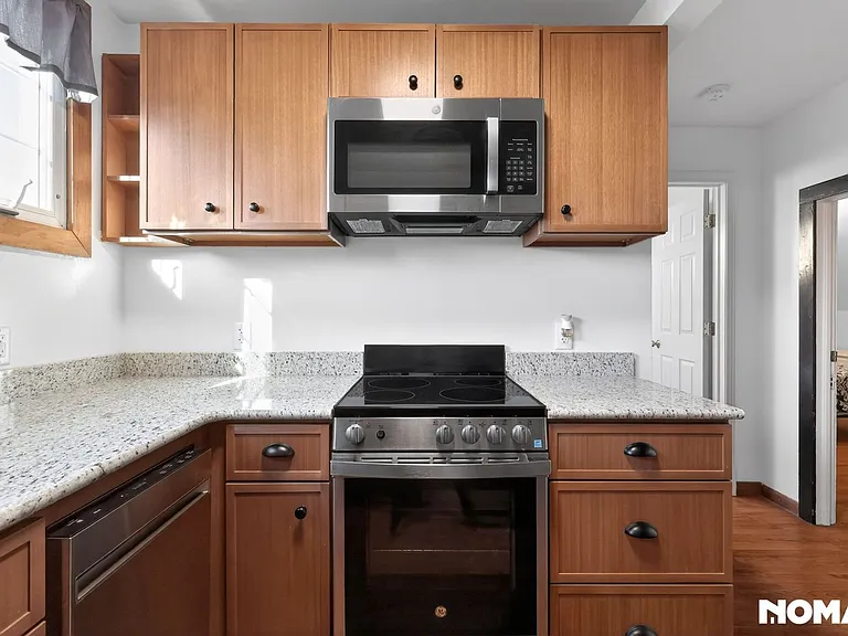 21 Hall Ave #3 — Photo 3