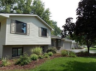 439 Tanview Dr, Oxford, MI