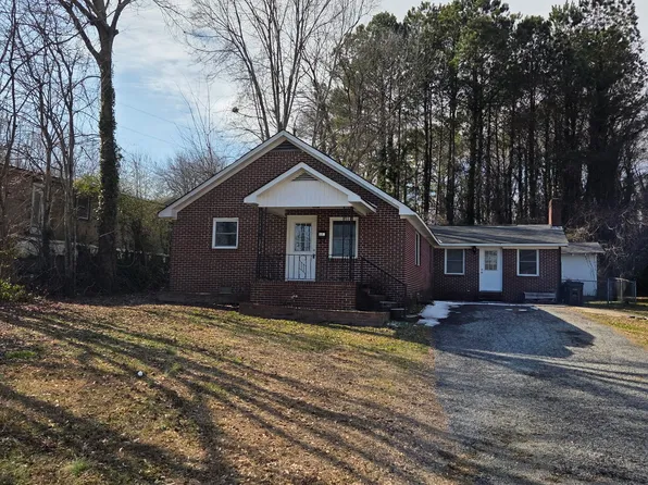 120 S Pine St, Toccoa, GA 30577