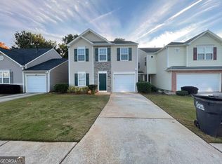 945 Lakeside Cir, Covington, GA 30016