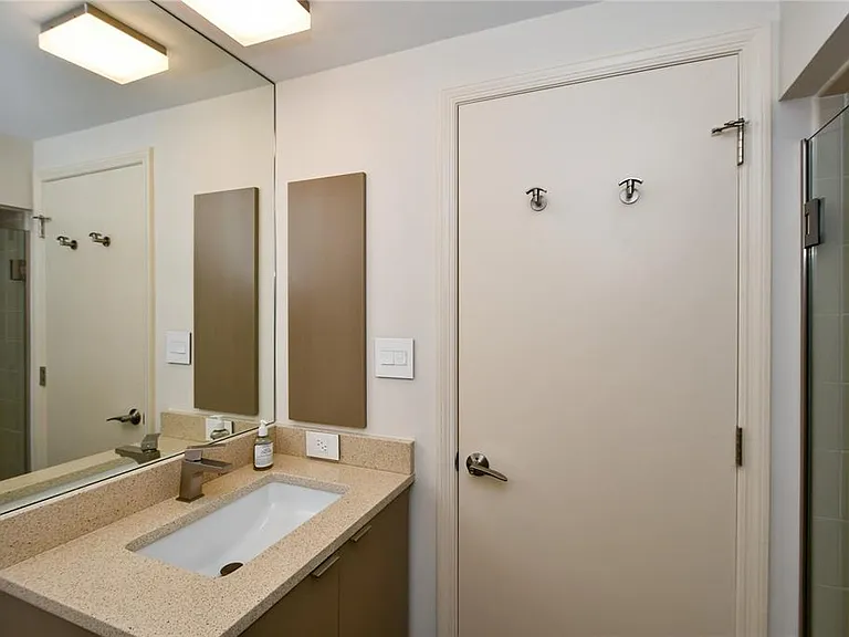 1211 Gulf Of Mexico Dr #302 — Photo 29