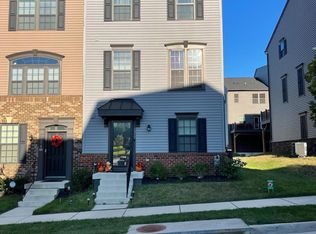1317 Trestle Dr, Fredericksburg, VA 22401