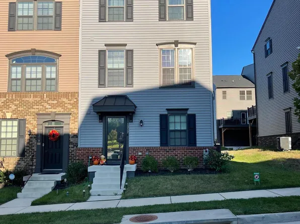 1317 Trestle Dr, Fredericksburg, VA 22401