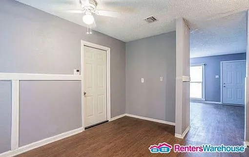 Do Not Look Past this 3 Bedroom in Westwood Park! — Photo 4
