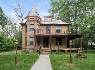 3747 Stanley Ave, Riverside, IL 60546