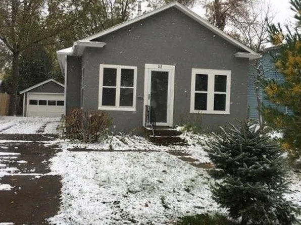 112 8th St, Brookings, SD 57006