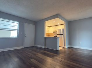 3536 NE 168th St APT 402, North Miami Beach, FL 33160