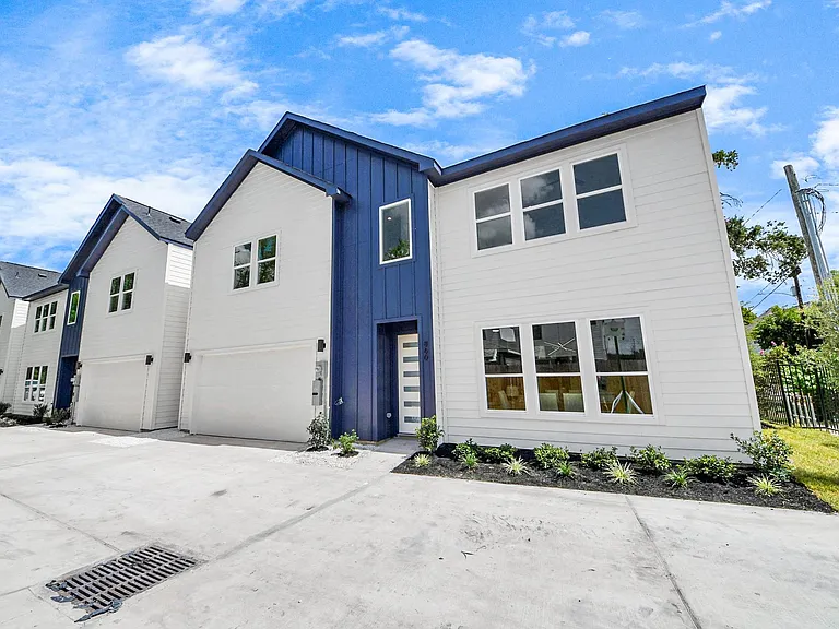 860 Rachel St #D — Photo 47