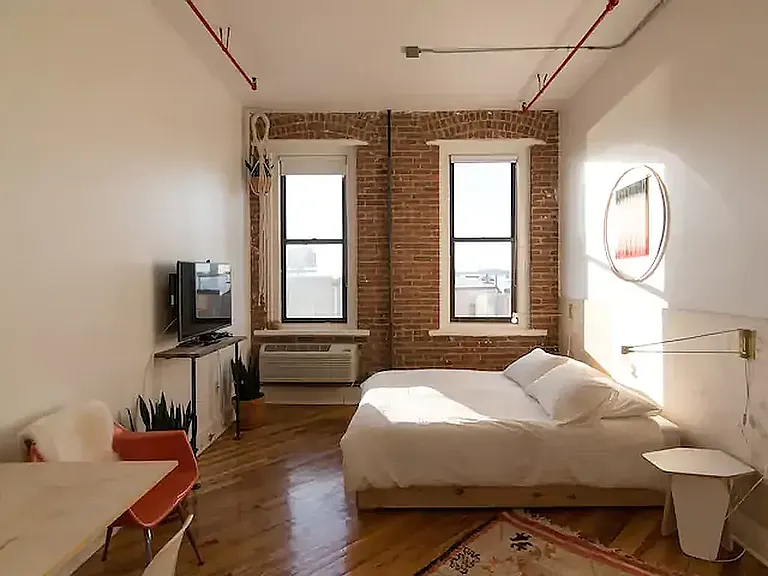 101 Sutton St #321 — Photo 3