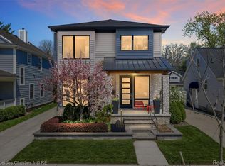 1507 Cole Ave, Birmingham, MI 48009