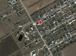 484 Sassman Rd, Marion, TX 78124