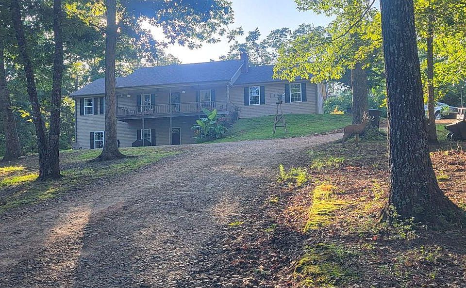 1st image of 1605 Cody Rd