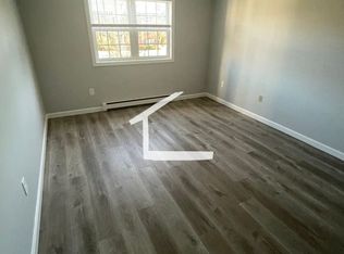 1 Old Colony Ln APT 9, Arlington, MA 02476