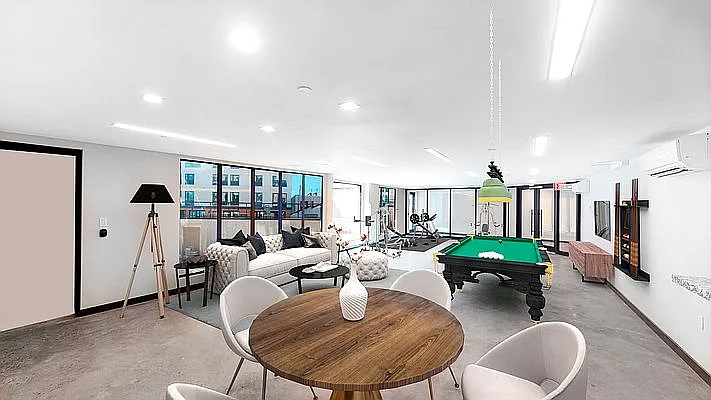 Rented by Compass | media 16