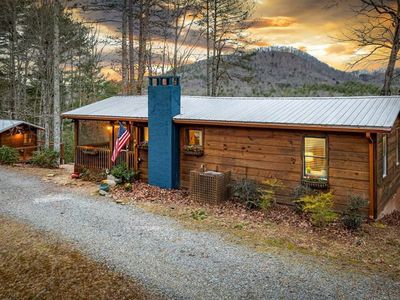 56 Fairy Cross Ln, Mineral Bluff, GA, 30559