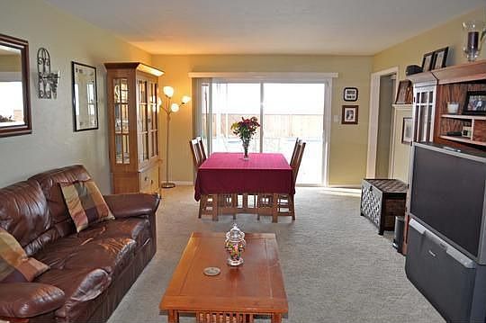 2nd image of 21649 Knoll Way