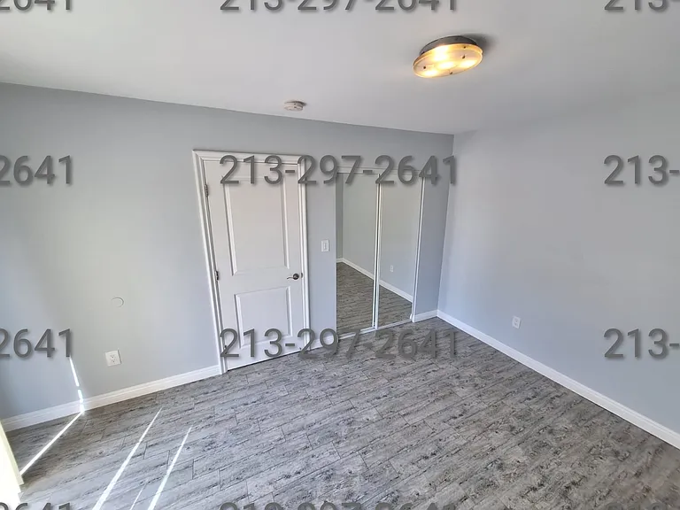527 N Coronado St #16 — Photo 9