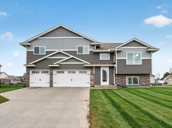 709 Greenwood St SW, Isanti, MN 55040