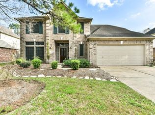 2411 Piney Woods Dr, Pearland, TX 77581