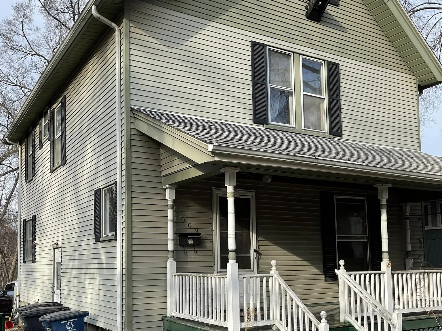 1008 W. Huron Street — Photo 2