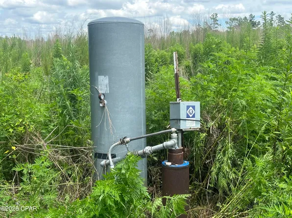 Highway 90, Cottondale, FL 32431