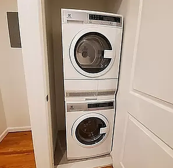 150 Patchen Ave #3R — Photo 6