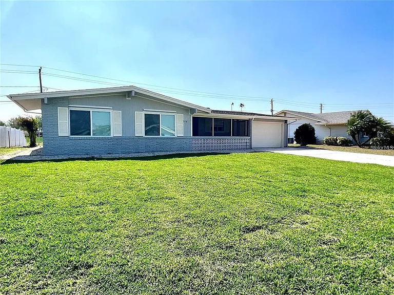 912 La Jolla Ave — Photo 36