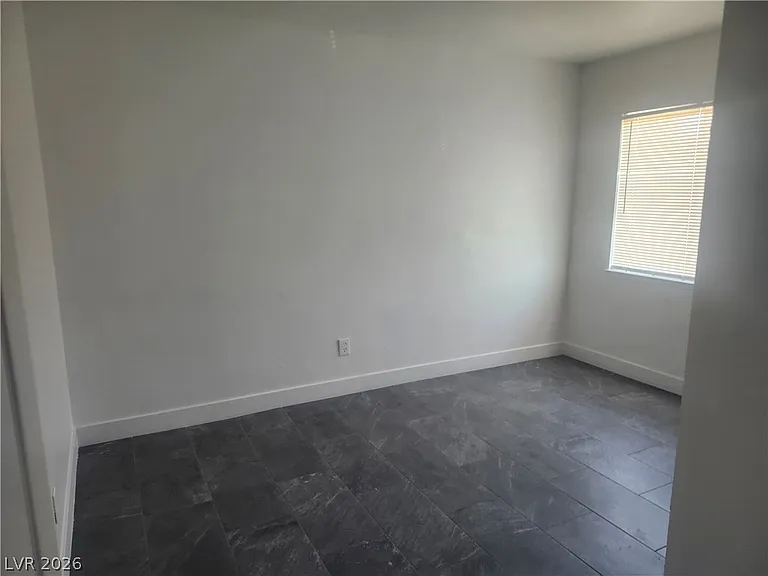 3437 E Cheyenne Ave #C — Photo 4