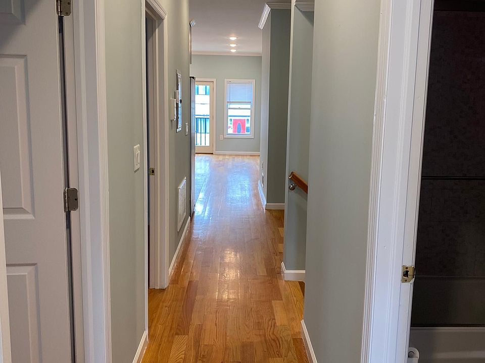 2nd image of 41 Evergreen St #1