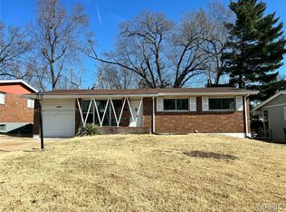 10224 Viscount Dr, Saint Louis, MO 63136