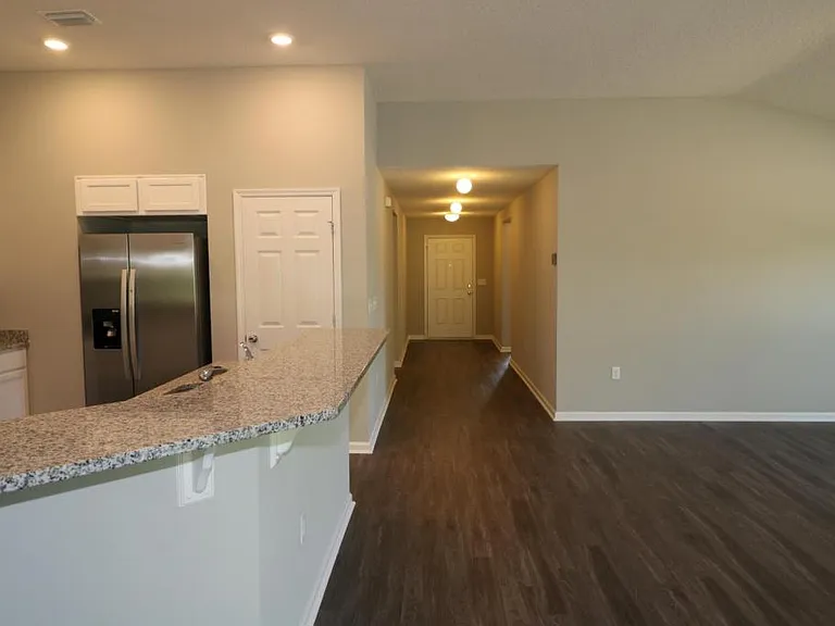12089 Williamstown Dr — Photo 6