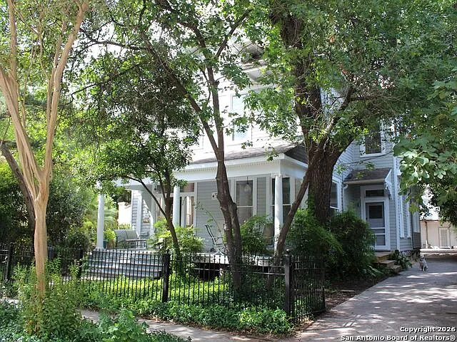 4 bed, 3.5 bath, 3345 sqft, $5,500 — Photo 3