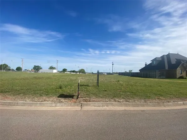3531 Mickelson Dr Lot 37, Weatherford, OK 73096