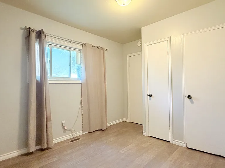 1253 Goyeau St — Photo 13