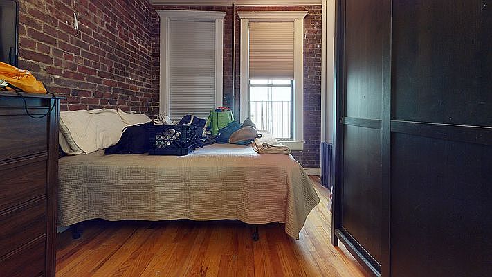 1st image of 121 E 97th St APT 34