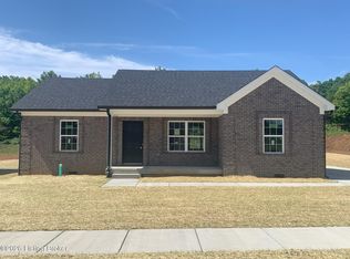 58 Democratic Ct, Radcliff, KY 40160