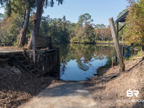 17855 Kingway Rd, Seminole, AL 36574