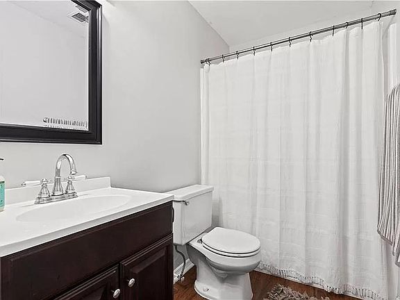 3rd image of 4821 Secure Ct #4821