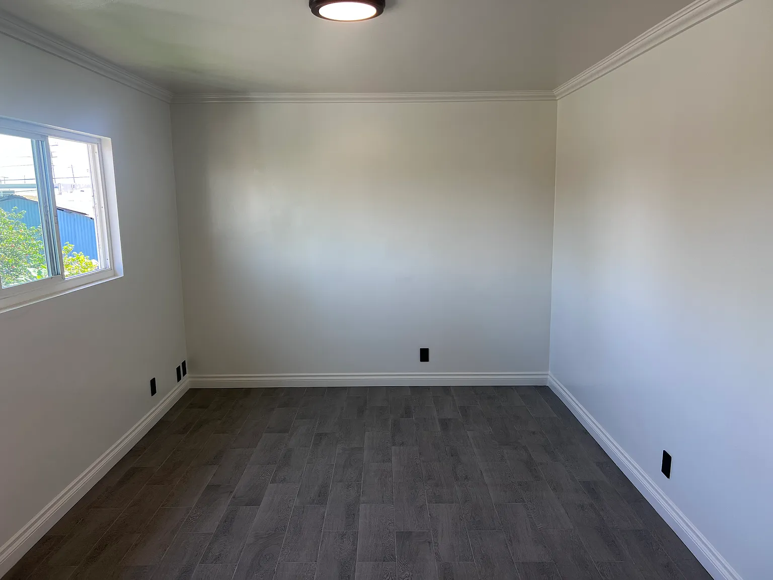 2 bed, 850 sqft, $3,000 — Photo 4