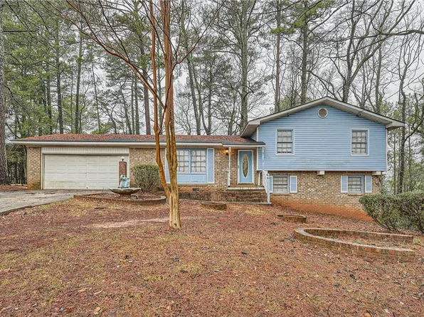3666 Stanford Cir, Decatur, GA 30034